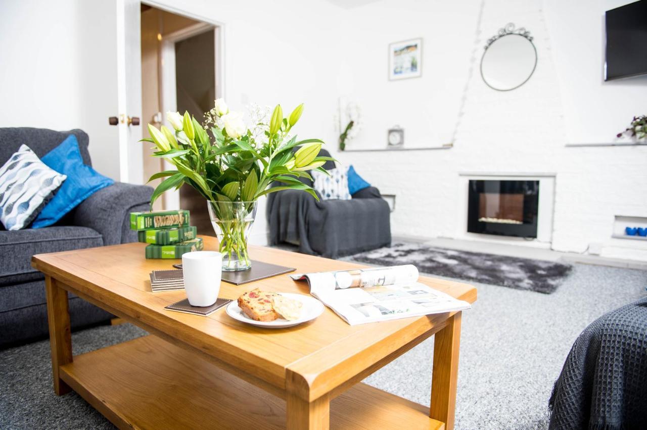 Awel Taf- Central Cottage Ideal For Families, With Parking St Clears Exterior photo